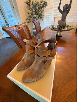 Michael Kors Size 7.5