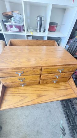Dresser