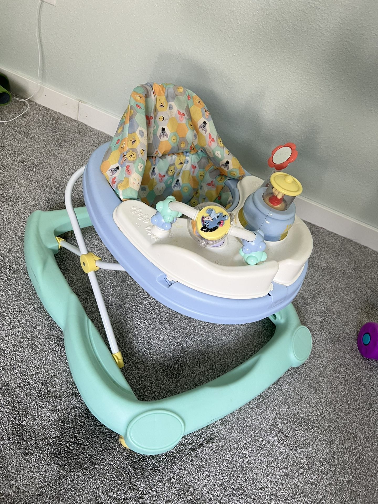 Winnje The Pooh Baby Walker