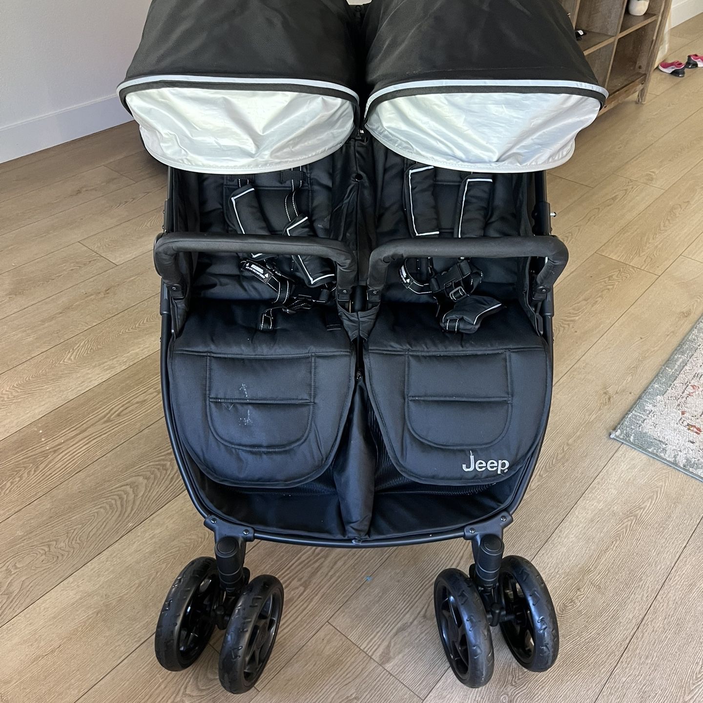 uppababy snack tray 2014 for Vista, Cruz, RumbleSeat the tray is safe Graphic/Color:Reflective Solid - Matte Navy Bagsmart 38L Blast Backpack 26l