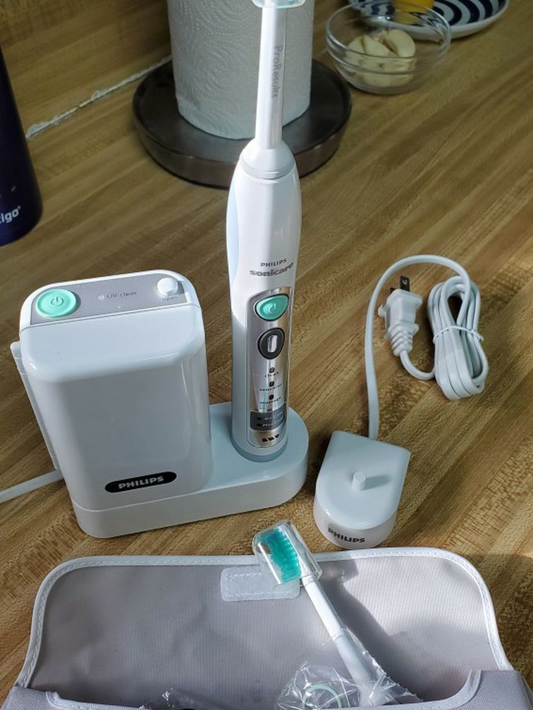 Philips Sonicare Electric Toothbrush Set