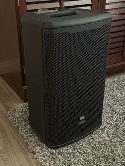 JBL EON 710 PA speaker