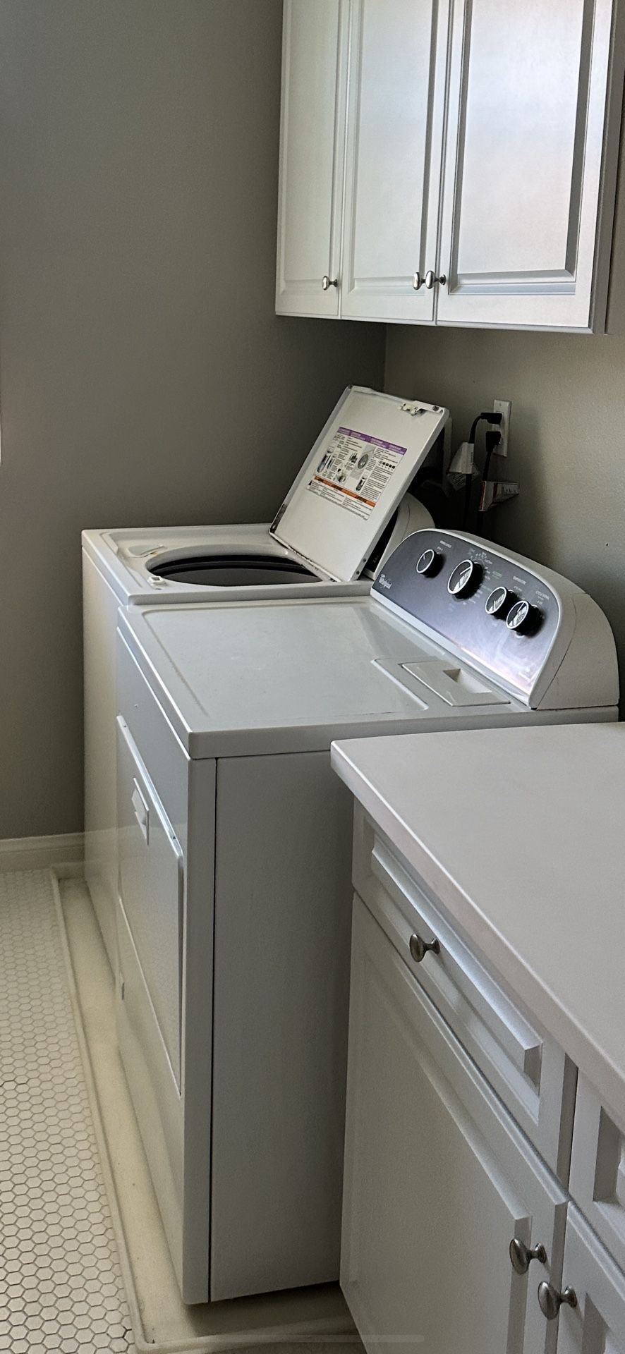 Whirlpool Washer & Dryer Set