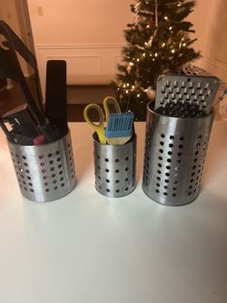 Utensal Holder