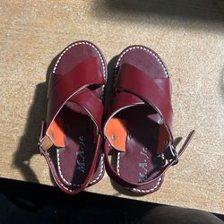 kid sandals