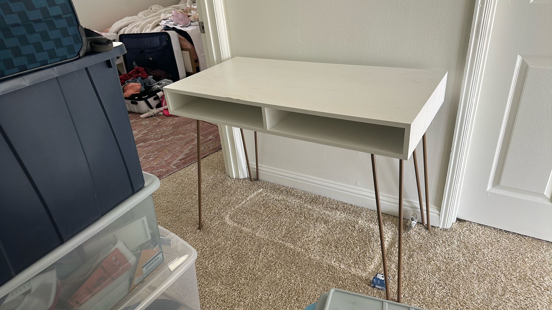White Desk
