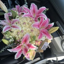 Flower Arrangements 
