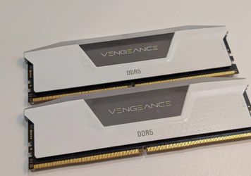 32GB DDR5 RAM Sticks
