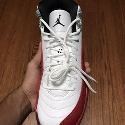 Air Jordan 12 Retro GS Size 6y
