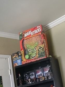 Mars attacks wall decor 2 feet.