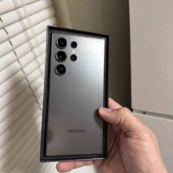 Samsung Galaxy S24 Ultra 