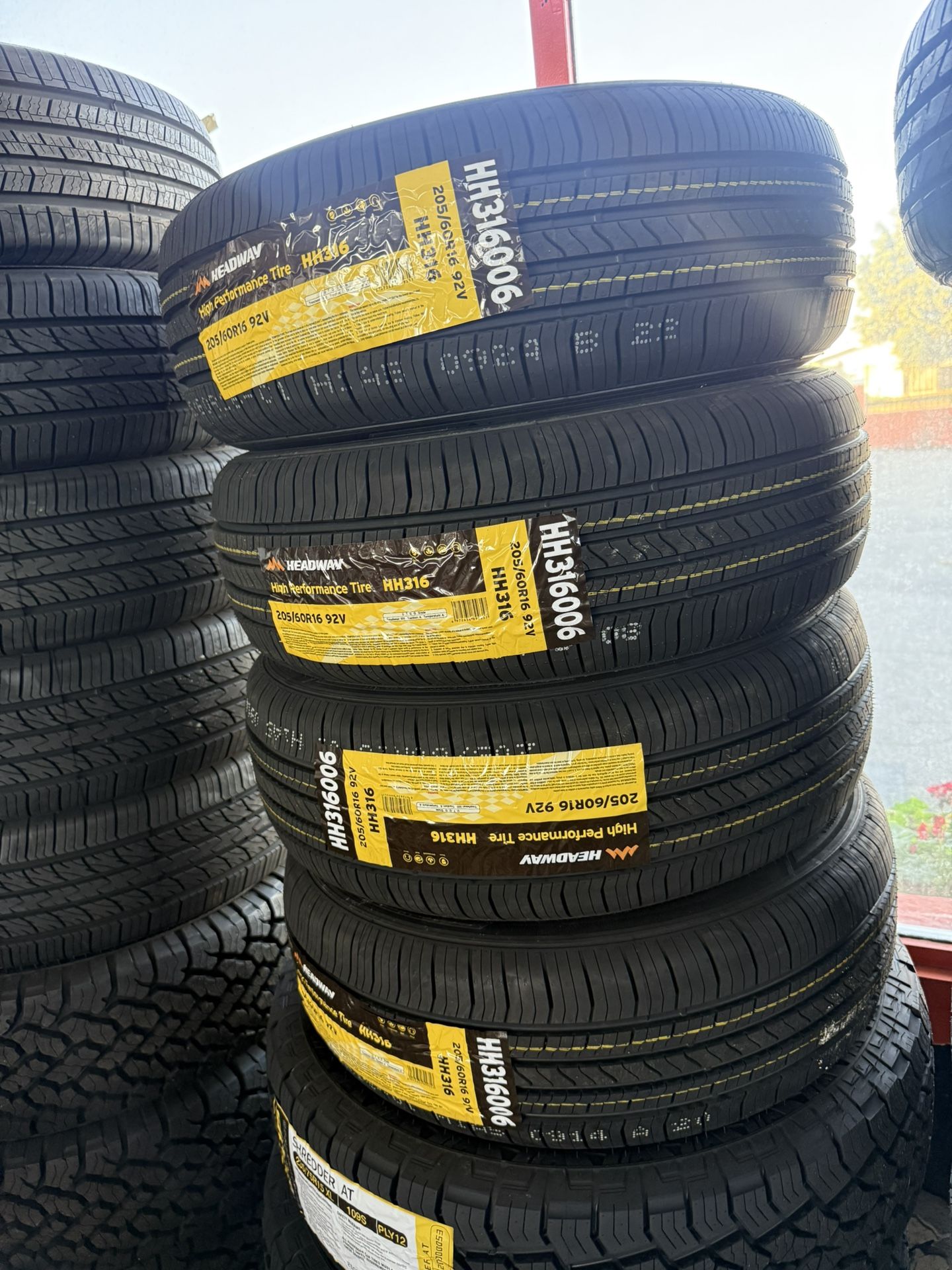 Vendo 205/60/R16 Nuevas Las 4 Llantas Por $285