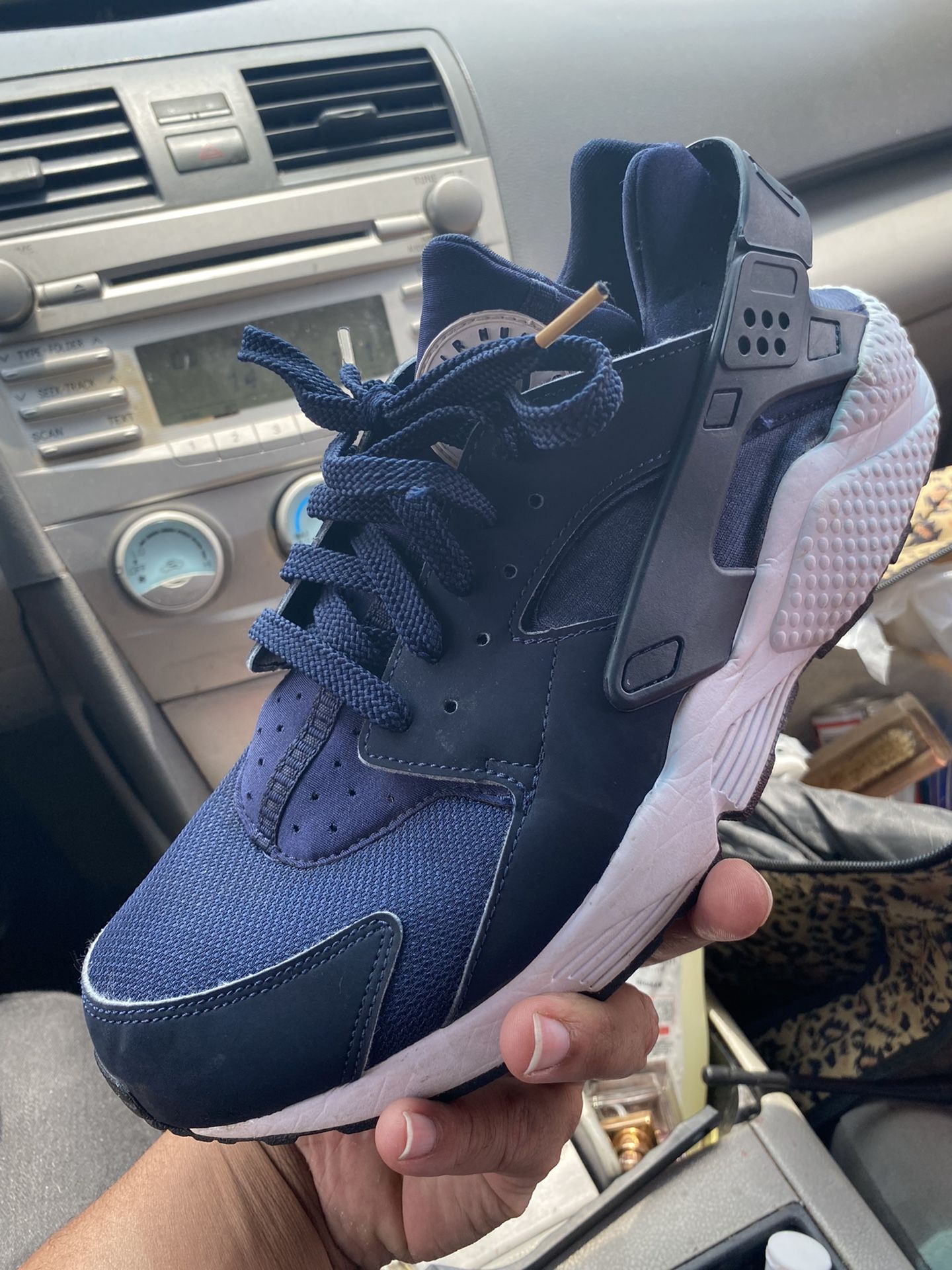 Nike Hurrache Size 12 Navy