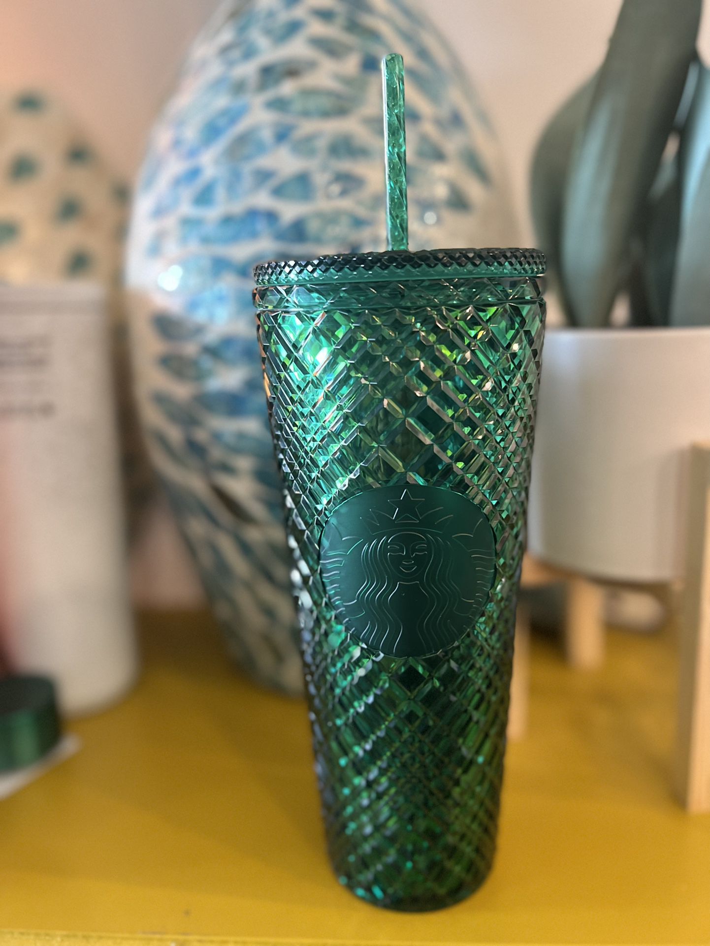 NEW Starbucks 2021 Grande Diamond Jeweled Emerald Green 16oz Tumbler Cold  Cup