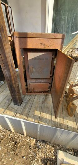 Suburban Wood Stove for Sale in Penningtn Gap, VA - OfferUp