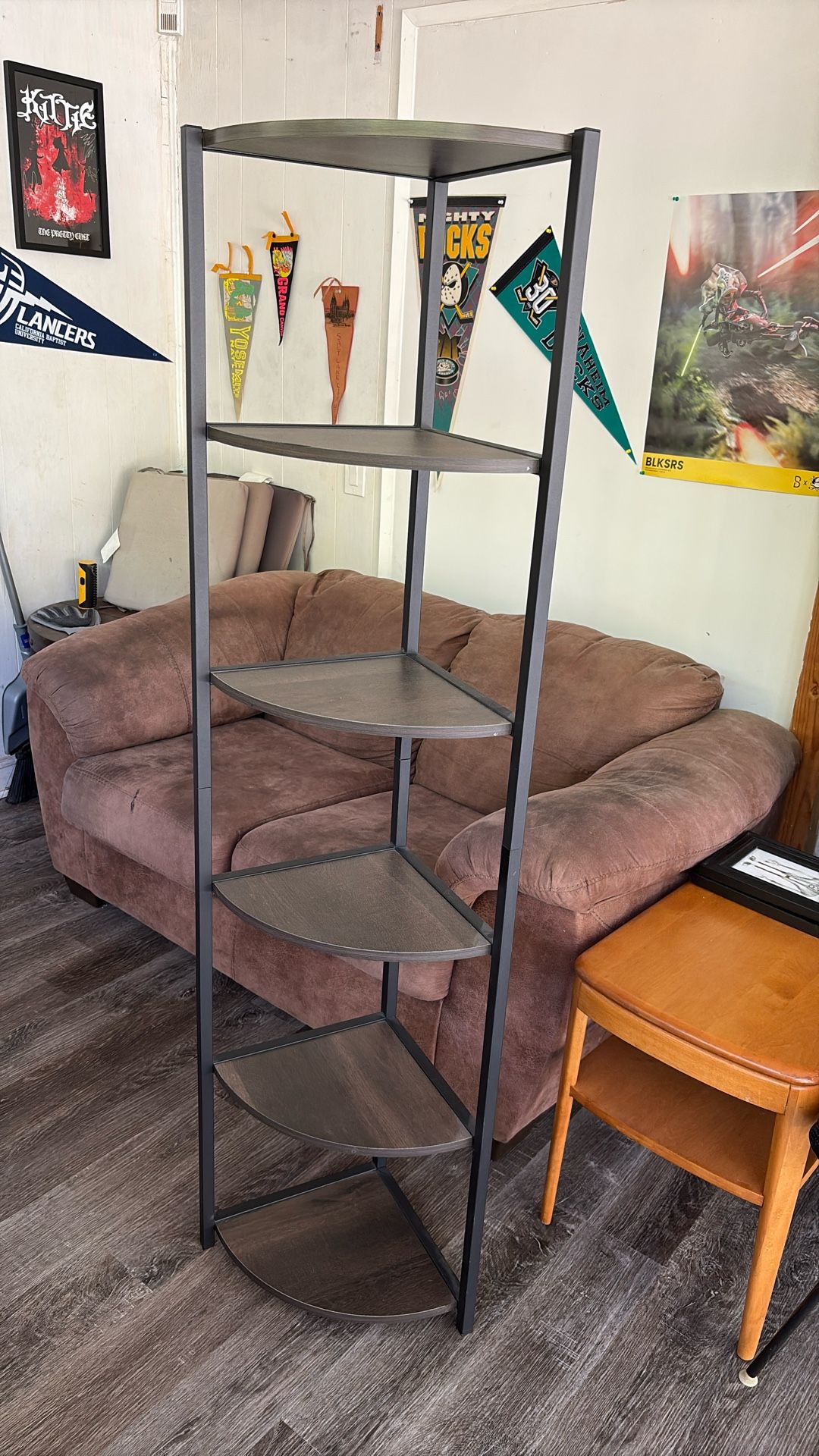 Corner Shelf