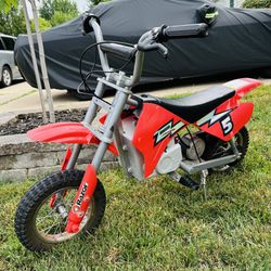 Razor MX350 Electric Dirt Bike with Charger