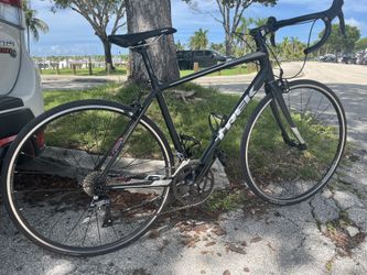 Trek road bike domane al 2025 2