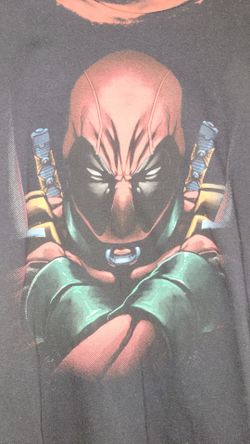 Men's Size XL Marvel Deadpool graphic t-shirt features a striking black and red bleach-wash style trim detail