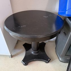 Table/side table/ end table