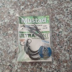 3 NEW Fishing Hooks 11/0