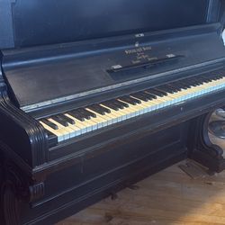 Steinway And Sons Upright (made In 1900 In Great Condition)