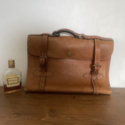 The J. Peterman Company Tan Leather 1928 Aviator Briefcase/messenger Bag