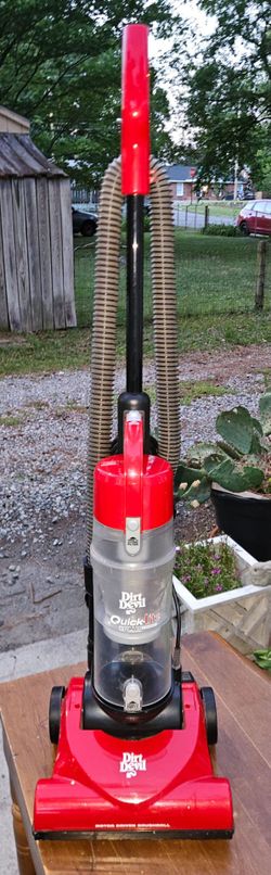 Pre-Owned Dirt Devil Quick-Lite +Plus Cyclonic Vacuum