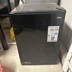 Haier Mini Fridge