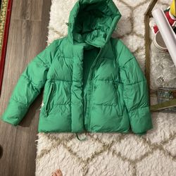 Levi’s Women’s Quilted Green Puffer Jacket Size S