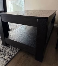 Brand new Maven lane coffee table