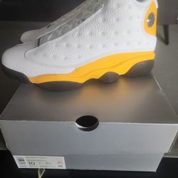 Retro 13 Mens Size 10 Never Worn $200