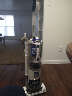 Shark Vacuum Cleaner ( Works Perfectly| No Problem ) Thumbnail