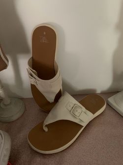 Women’s sandals