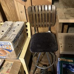 vintage Mid-Century Modern swivel bar stool,