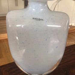 1988 Swedish KOSTA BODA Art Glass “Swing” VASE designer Kjell Engman * Art Deco