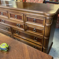 Broyhill Dresser And Console 