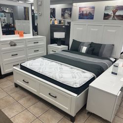 Bedroom Set 