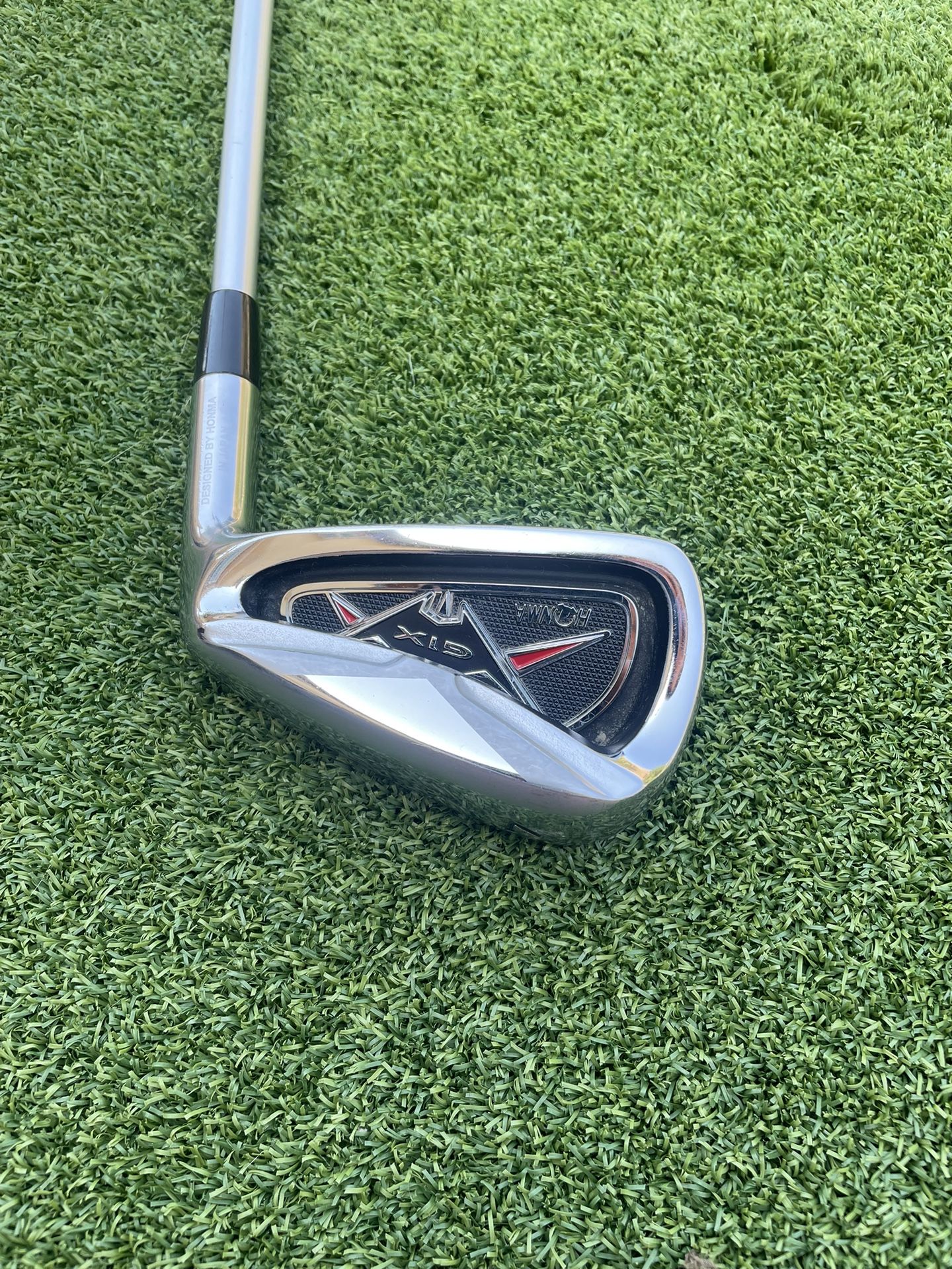 Honma 7 Iron Golf Club