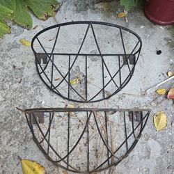 2 Wrought Iron Hanging Flower Plant Baskets (READ) Both $1