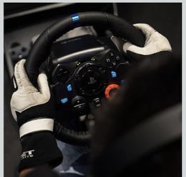 Logitech G29 Driving Force Racing Wheel
