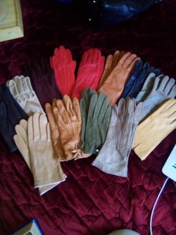 Brand New Gloves For Women