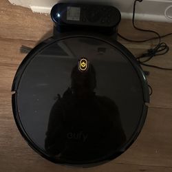 Eufy RoboVac 11S Max – Rarely Used, Great Condition