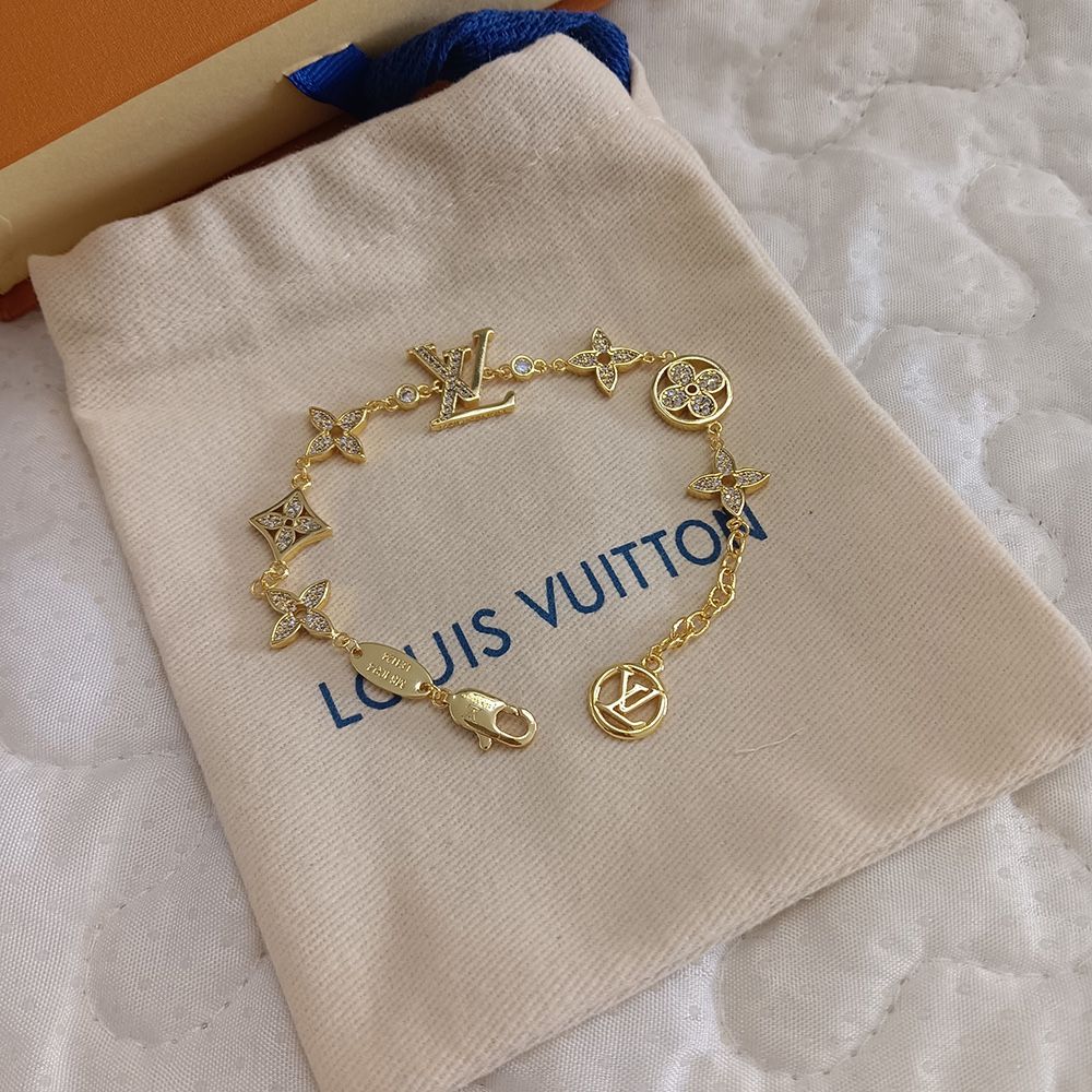 Louis Vuitton Bracelet Gold