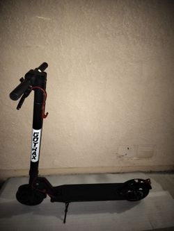 E-Scooter by GoTrax