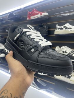 Black Loui Vuitton Shoes