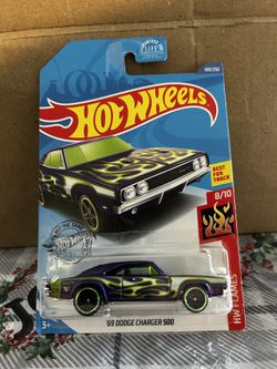 Hot Wheels: 69 Dodge Charger 500