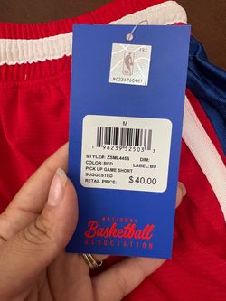 Men basketball shorts (size M)