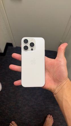 iPhone 16 Pro 512GB White Titanium