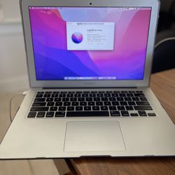 Apple Macbook Air 13" - Core I5 1.8GHZ (2017) , 8GB Memory, 128GB HDD, Intel HD 6000